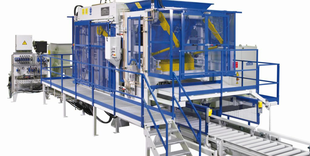 Machine multicouche stationnaire remplacée après 38 ans de fonctionnement par version plus avancée