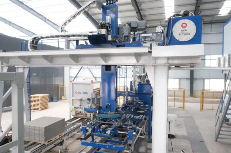 Comment sélectionner la bonne machine de fabrication de blocs pour vos besoins de production de béton