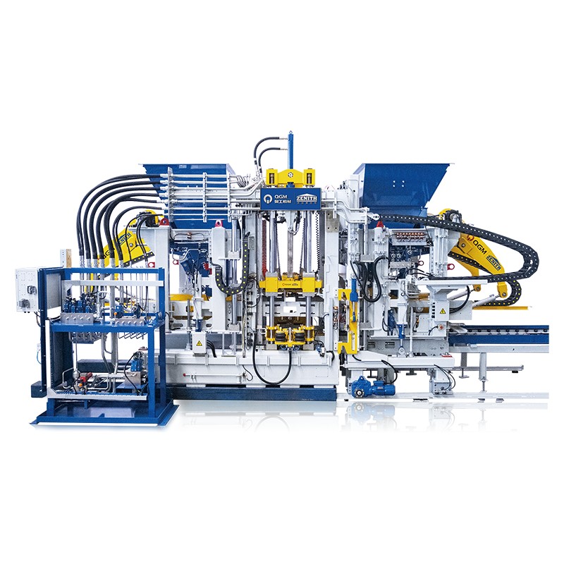 Machine à briques pour produits en béton
